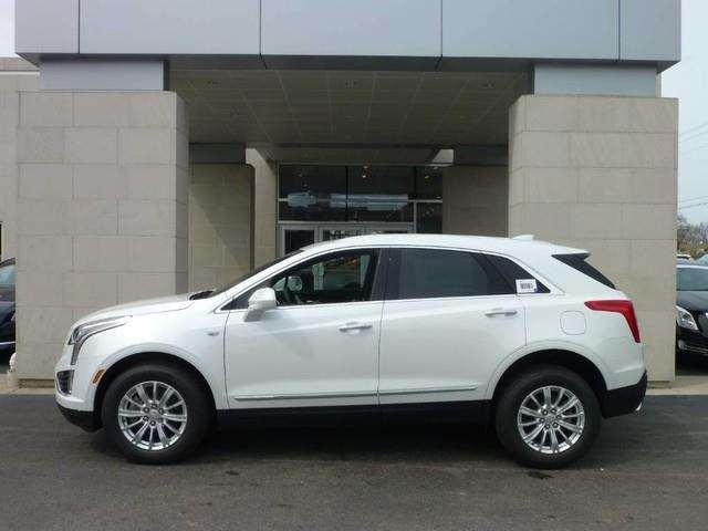 2017 Cadillac XT5 4dr SUV